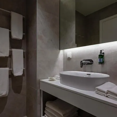 Apartman Luxury With Pool & Panoramic Sea Views Split