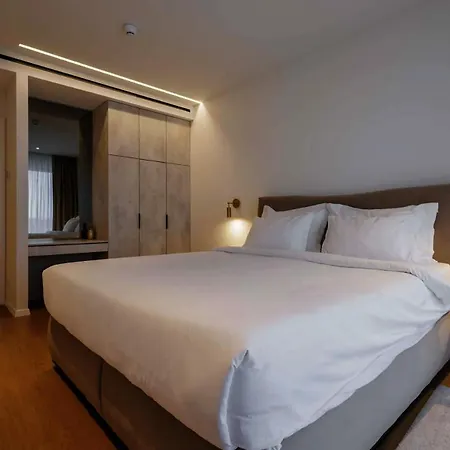 Luxury With Pool & Panoramic Sea Views *